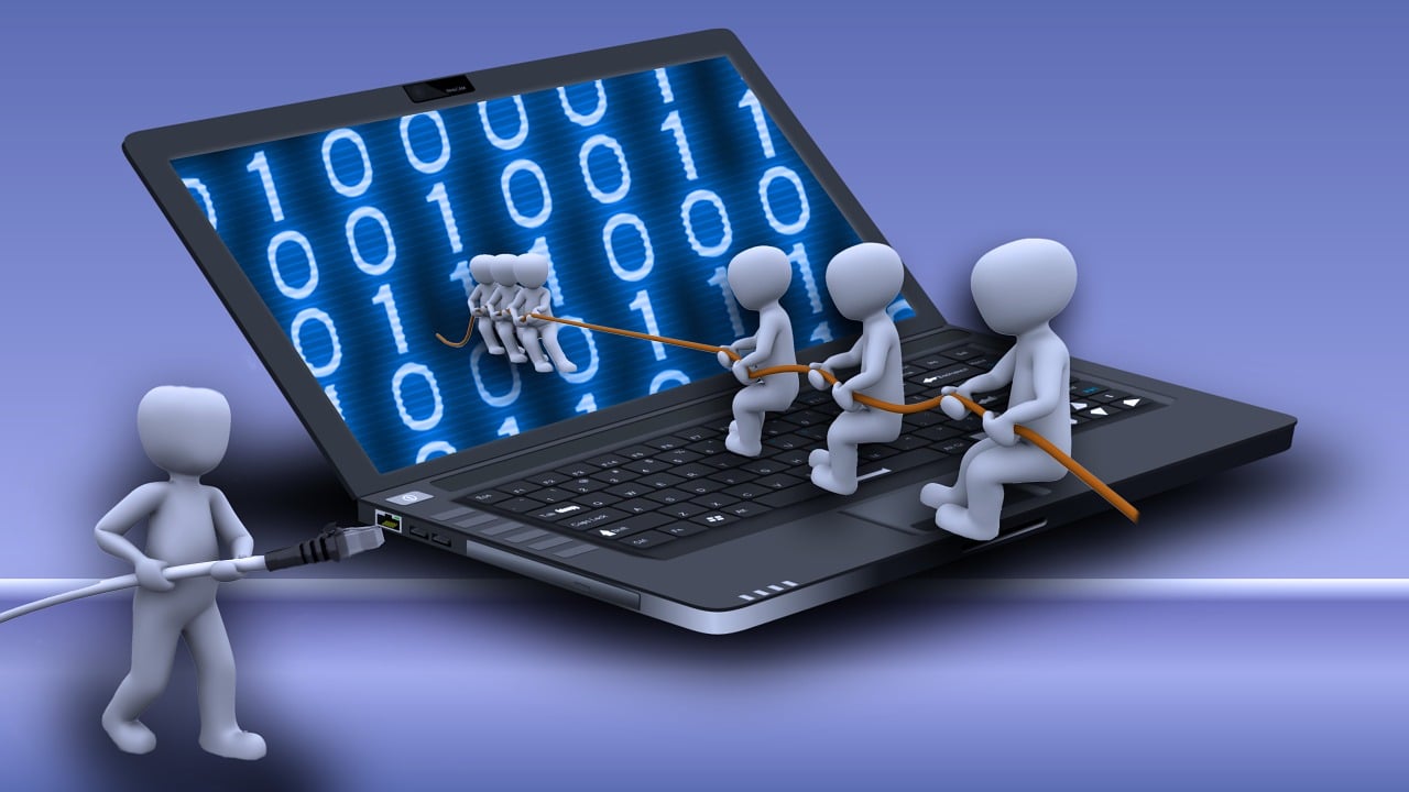 laptop-1104066_1280 Bild von kalhh auf Pixabay